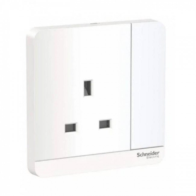 Schneider AvatarOn Switch Socket 13A 1 Gang White